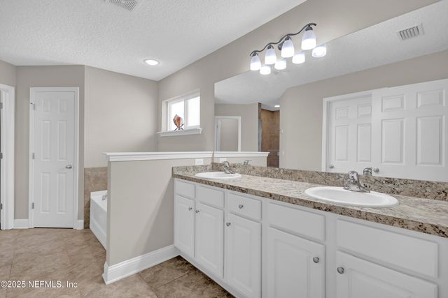 3034 VIANEY Place, Green Cove Springs, FL 32043