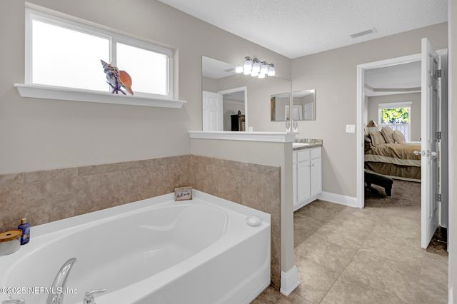 3034 VIANEY Place, Green Cove Springs, FL 32043