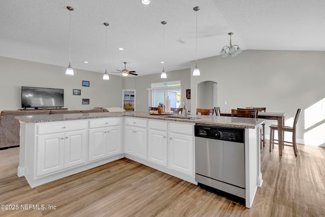 3034 VIANEY Place, Green Cove Springs, FL 32043