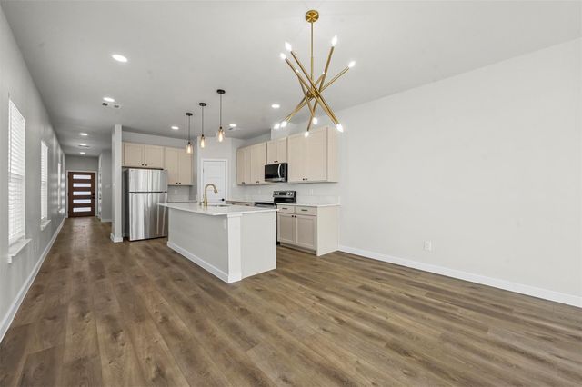 2409 Jeffries Street, Dallas, TX 75215