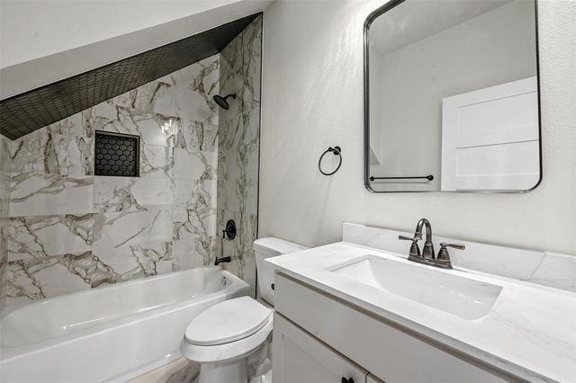 2409 Jeffries Street, Dallas, TX 75215