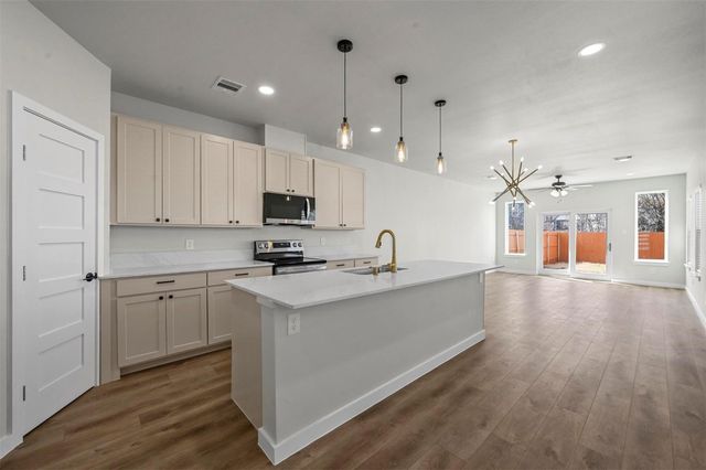 2409 Jeffries Street, Dallas, TX 75215