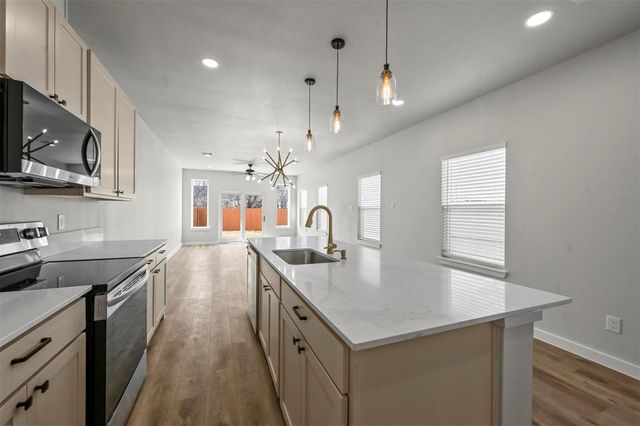 2409 Jeffries Street, Dallas, TX 75215