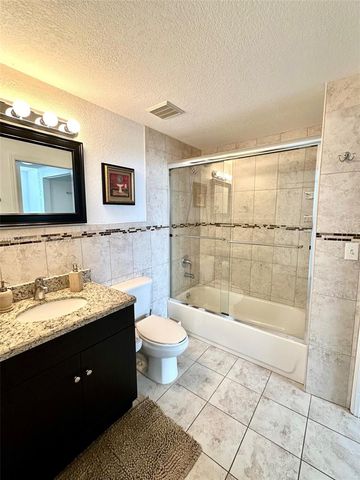 215 SW 42nd Avenue 401, Miami, FL 33134