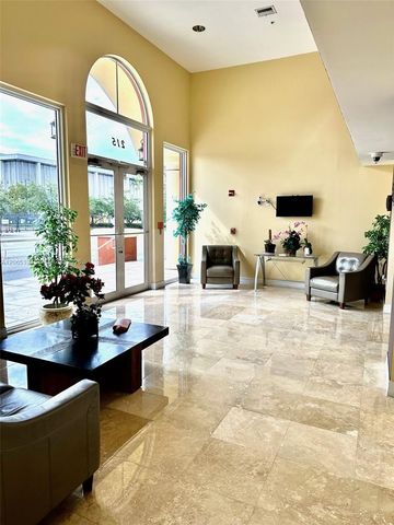 215 SW 42nd Avenue 401, Miami, FL 33134