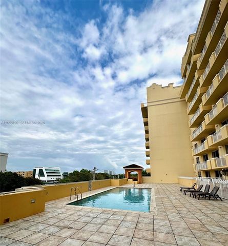 215 SW 42nd Avenue 401, Miami, FL 33134