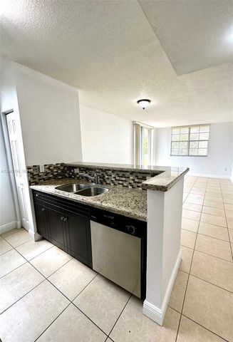 215 SW 42nd Avenue 401, Miami, FL 33134