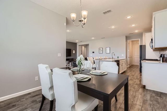 2372 SIRENA LANE, Mount Dora, FL 32757