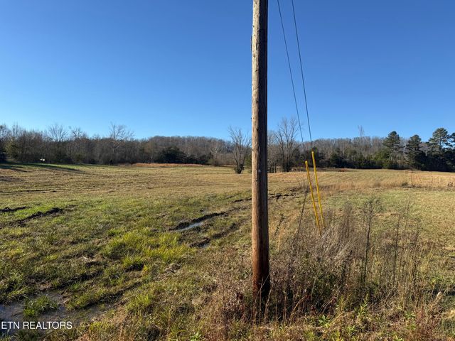 17657 N Nopone Valley Rd, Decatur, TN 37322