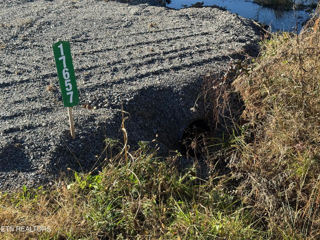 17657 N Nopone Valley Rd, Decatur, TN 37322