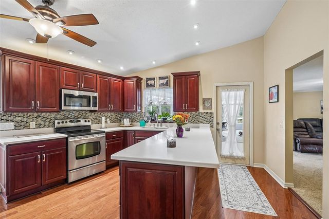 2373 W APRICOT DR, Beverly Hills, FL 34465