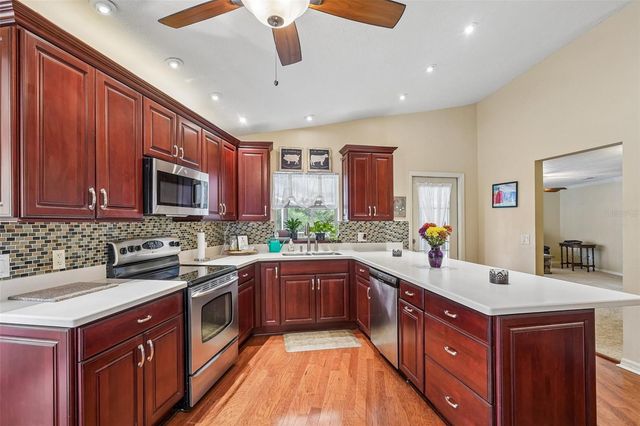 2373 W APRICOT DR, Beverly Hills, FL 34465