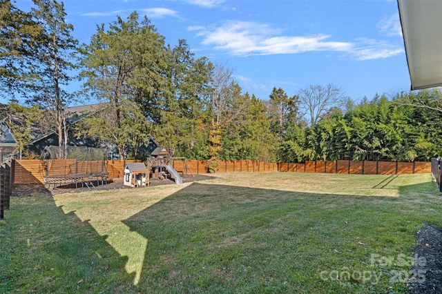 12833 Mayes Road, Huntersville, NC 28078