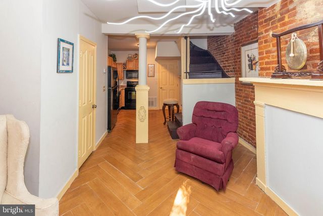 1216 W PRATT ST, Baltimore, MD 21223