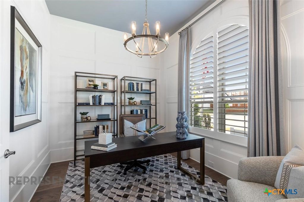 Image 29 of property listing at 255 White Oak, Castroville, TX 78009