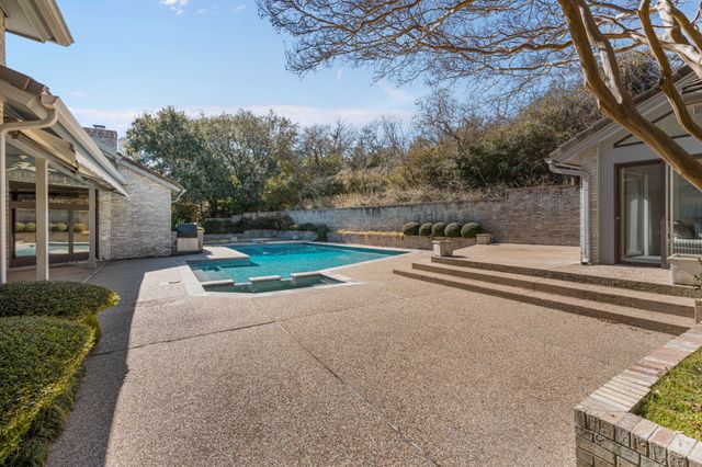 3716 Briarhaven Road, Fort Worth, TX 76109