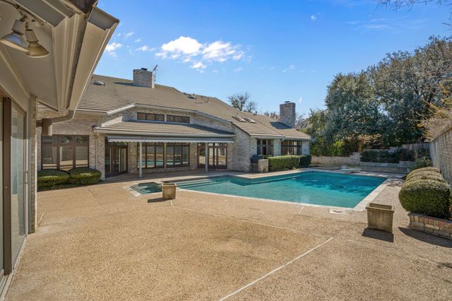 3716 Briarhaven Road, Fort Worth, TX 76109