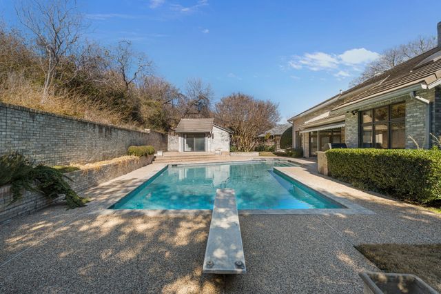 3716 Briarhaven Road, Fort Worth, TX 76109