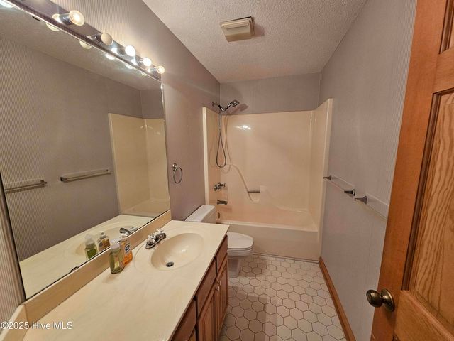 3235 Marsh View Drive SW, Supply, NC 28462