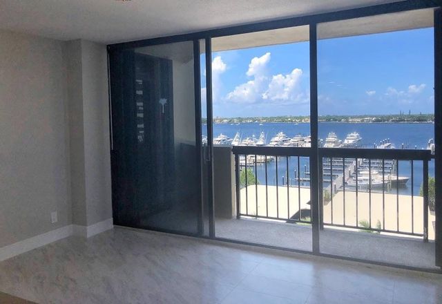 115 Lakeshore Drive 746, North Palm Beach, FL 33408