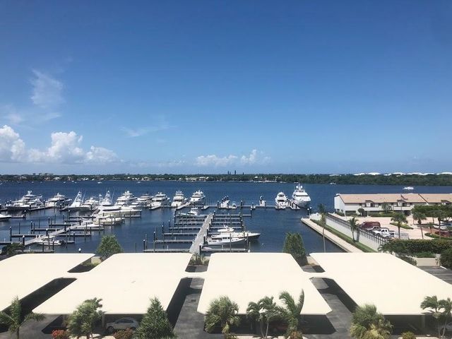 115 Lakeshore Drive 746, North Palm Beach, FL 33408