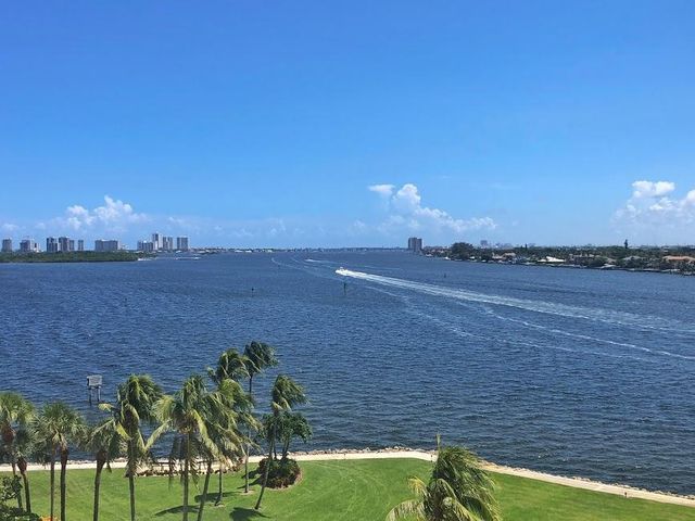 115 Lakeshore Drive 746, North Palm Beach, FL 33408