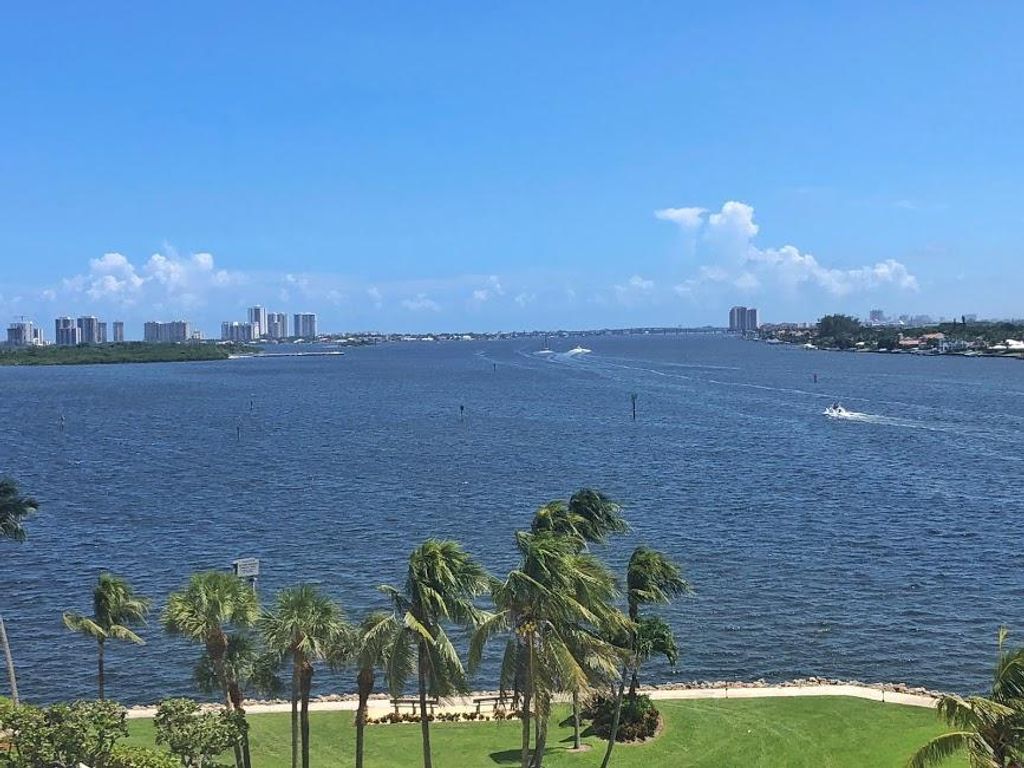 115 Lakeshore Drive 746, North Palm Beach, FL 33408