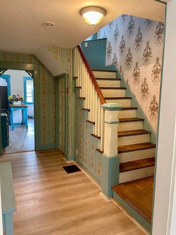 63 Gardner Rd, Hubbardston, MA 01452