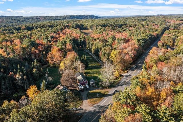 63 Gardner Rd, Hubbardston, MA 01452