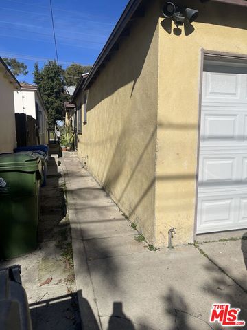 12208 Culver Boulevard, Los Angeles, CA 90066