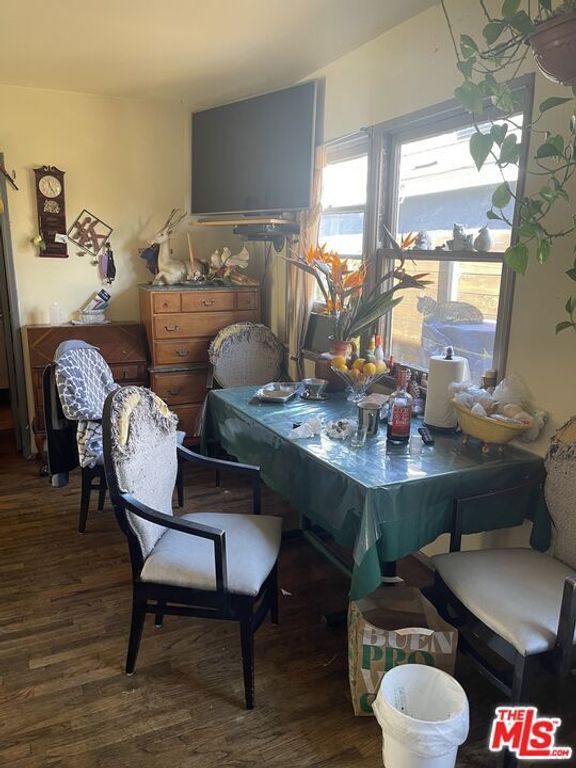 12208 Culver Boulevard, Los Angeles, CA 90066