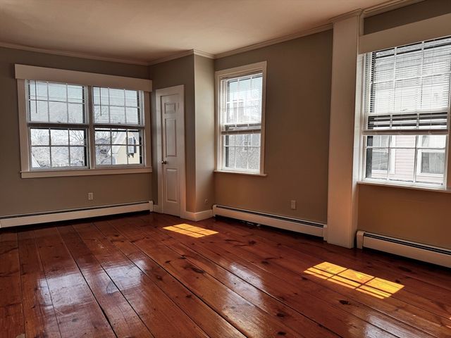 84 Washington Street 2, Marblehead, MA 01945