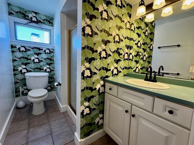 84 Washington Street 2, Marblehead, MA 01945