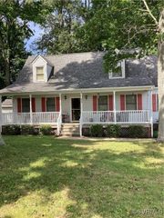 4433 Branchester Pky, Prince George, VA 23875