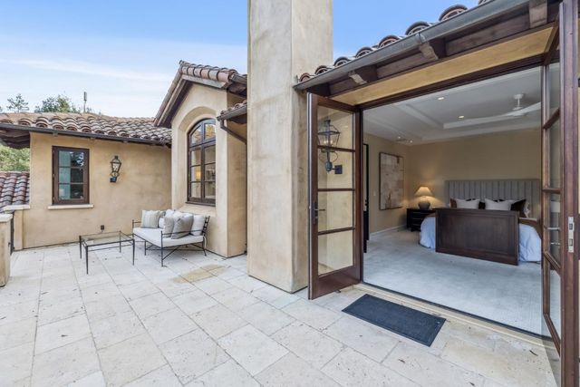 2 Somerset Lane, Atherton, CA 94027