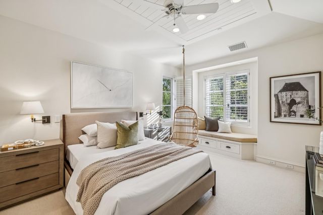 2 Somerset Lane, Atherton, CA 94027