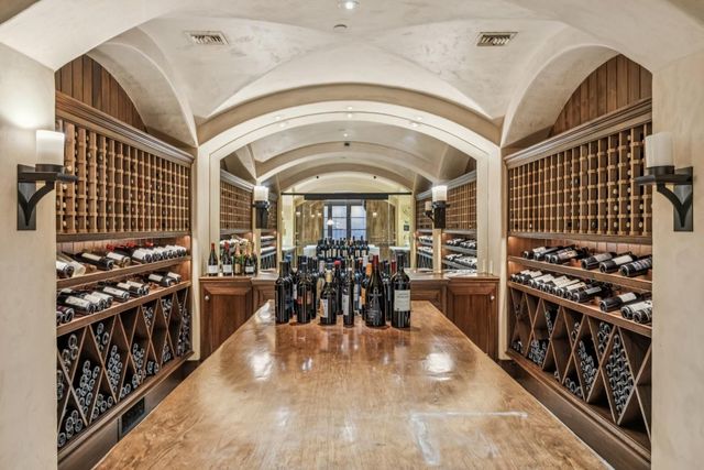 2 Somerset Lane, Atherton, CA 94027