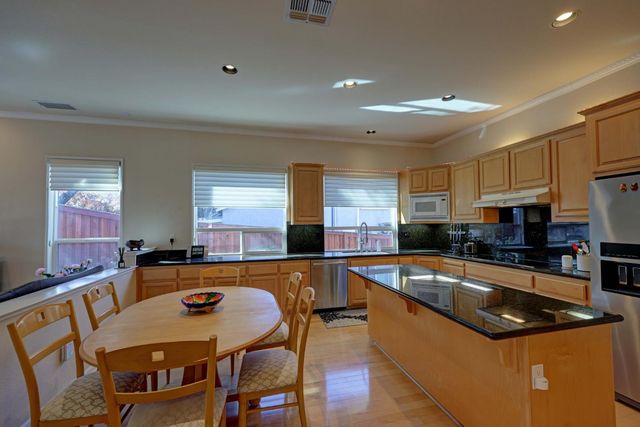 11248 Shady Run, Auburn, CA 95603