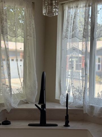 899 Tuberose Trail, Redding, CA 96003