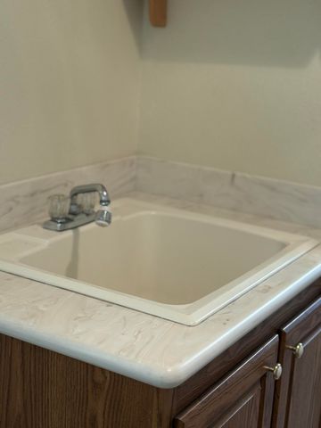 899 Tuberose Trail, Redding, CA 96003