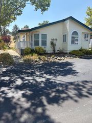 899 Tuberose Trail, Redding, CA 96003