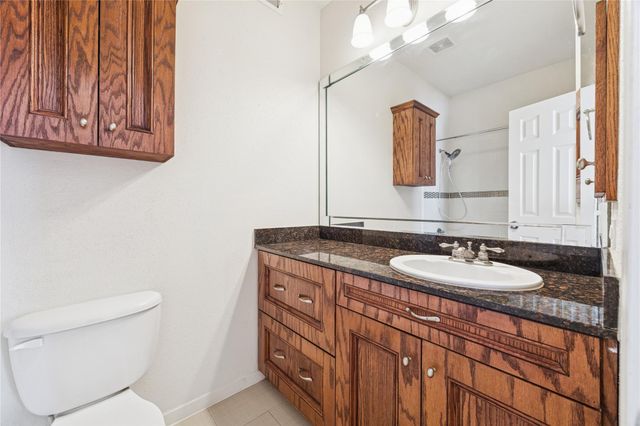 4041 Law Street 512, Houston, TX 77005