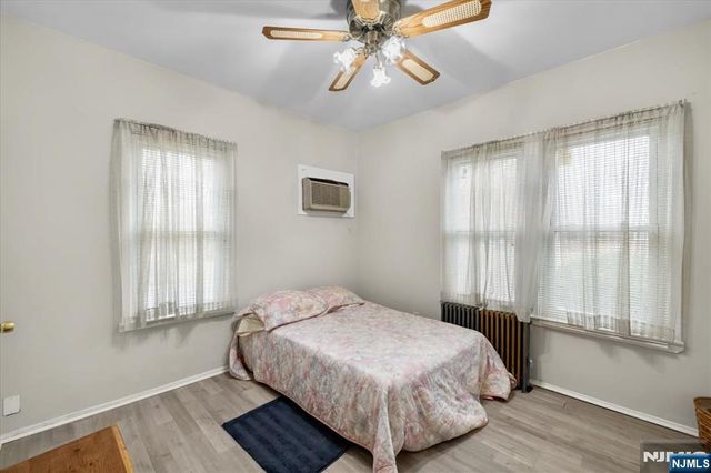 17 Lewis Place, Westwood, NJ 07675