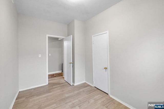 17 Lewis Place, Westwood, NJ 07675