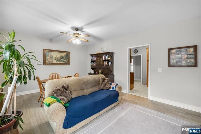 17 Lewis Place, Westwood, NJ 07675