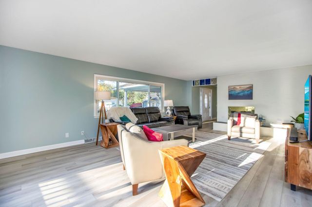 1308 N Howell Drive, Newark, OH 43055