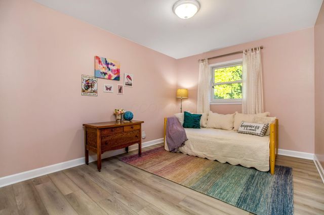 1308 N Howell Drive, Newark, OH 43055