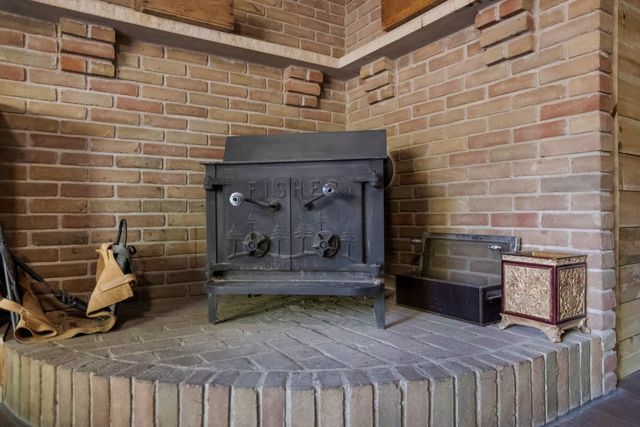 1308 N Howell Drive, Newark, OH 43055