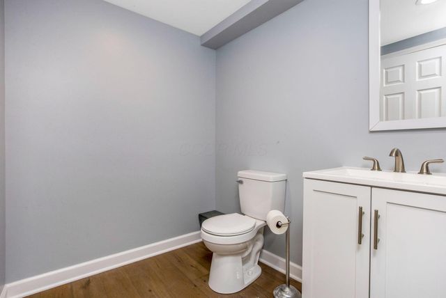 1308 N Howell Drive, Newark, OH 43055