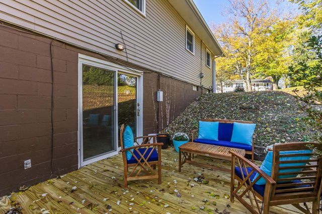 1308 N Howell Drive, Newark, OH 43055